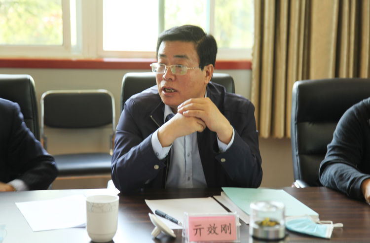 “氣力輸送連續(xù)供料關鍵設備”科技成果評價會在章丘豐源隆重舉行 “氣力輸送連續(xù)供料關鍵設備”科技成果評價會在章丘豐源隆重舉行