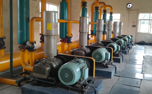 中石化天津分公司羅茨風(fēng)機(jī)使用現(xiàn)場 中石化天津分公司羅茨風(fēng)機(jī)使用現(xiàn)場